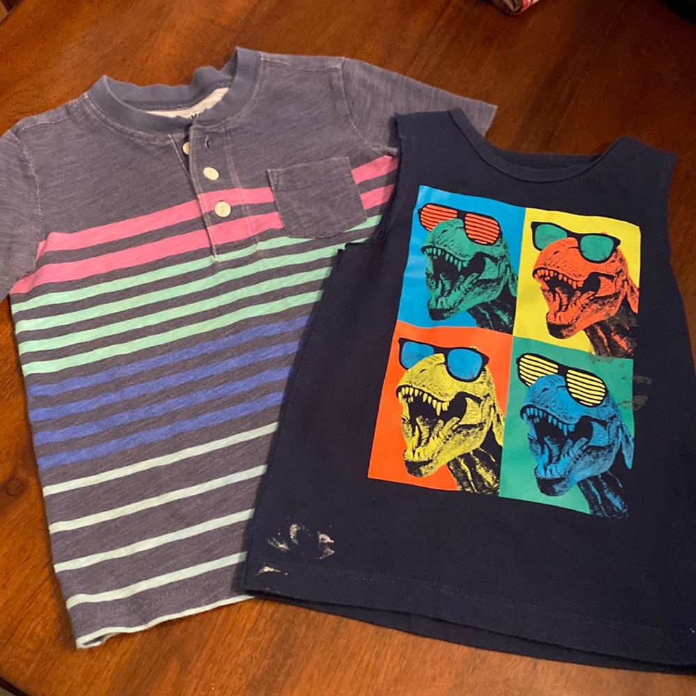 Lot of 2 boys OshKosh shirts sz 3T